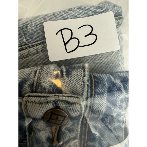 KSUBI Jeans Pointer Karma Slash Size 23 - Picture 16 of 16